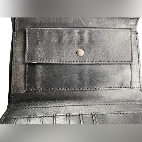 Patricia Nash Terresa Wallet black leather metal studded - Picture 7 of 8